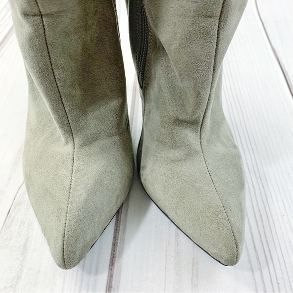 Chinese Laundry Gray Over The Knee Stretch Boots - Picture 4 of 13